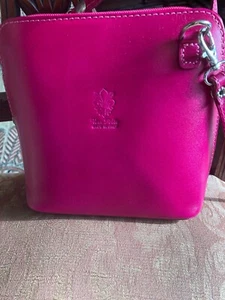 Vera Pelle Italian pink leather bag,new,6.5''x7.5'',depth3'',strap 47''approx - Picture 1 of 4