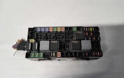 Caja de fusibles motor FORD TRANSIT 150 17 18 19 ID PJK4T14401RMD Foto 1 de 4