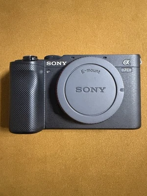Sony Alpha a7C 24,2MP Spiegellose Systemkamera - Schwarz (Nur Gehäuse) OVP  - Bild 1 von 4
