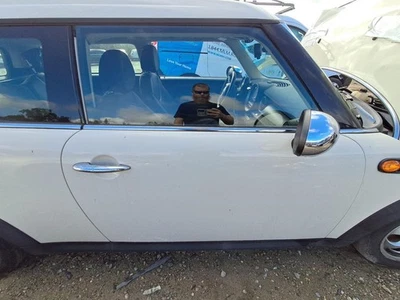 2013 MINI COOPER CLUBMAN Usado Porta Direita Shell 2DR HTBK RETIRADA LOCAL SOMENTE - Imagem 1 de 4