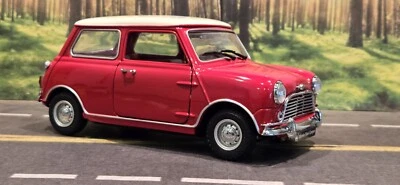 RARE 1/18 Kyosho Morris Mini Cooper Red Diecast **READ** - Image 1 of 4