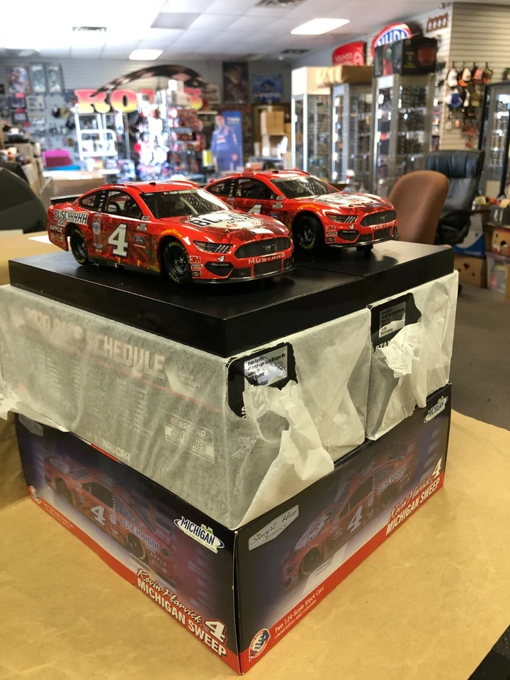 Kevin Harvick 2020 Busch Light Apple Michigan Sweep Set 1 24 NASCAR Diecast