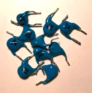 Capacitor 100pF 2kV Ceramic X1Y2 5mm noname x 10 pcs - Picture 1 of 2