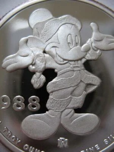 1-OZ SILBERMÜNZE DISNEYS SANTA MICKEY 1988 FERIEN WEIHNACHTEN - NEUJAHR + GOLD - Bild 1 von 1