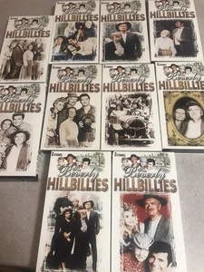 THE BEVERLY HILLBILLIES 10 VHS BOX SET 20 EPISODES 10 HOURS PRE-OWNED -hours Fun - Picture 1 of 3