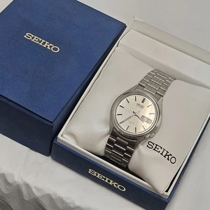 Men's Vintage Seiko Automatic Watch -7009 8599 P Stainless Day/Date 17 Jewel - Picture 1 of 10