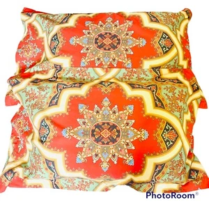 Pottery Barn Pillow Shams (2) King 40x25 Medallion Organic Cotton Red Classic - Picture 1 of 7