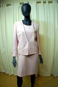 AKRIS Pastel Pink Fine Wool Sheath Dress with Matching Jacket BRAND NEW Size 10 - Picture 1 of 12