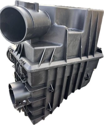 FORD TRANSIT MK3 Air Cleaner Assy 1496813 6C11-9600-BC NEW GENUINE - Image 1 of 3