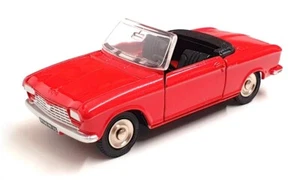 Atlas Editions Dinky Toys Appx 9cm Long 511 - Peugeot 204 Cabriolet - Red - Picture 1 of 5