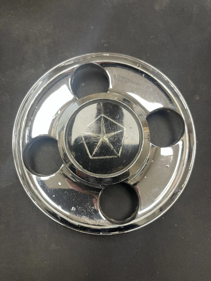 Tapa central Chrysler Cordoba 1975-1977 cromada de fábrica OEM # 4126632 Foto 1 de 1