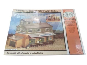 Con-Cor Model Train Kit Capannone Ripostiglio Coop Agricoltori Nuovo In Scatola Sigillata - Foto 1 di 3