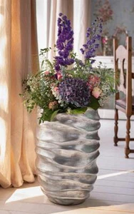 Übertopf Waves silber 61 cm hoch, Antik glänzend, Design Blumentopf Pflanztopf - Bild 1 von 6