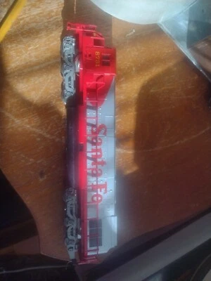 Model Power,ho Scale, Diesel locomotive#8731,  - Image 1 of 4