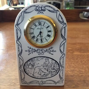 Faux Scrimshaw Clock Sewing Seamstress Motif Made In England By History Craft! - Picture 1 of 6