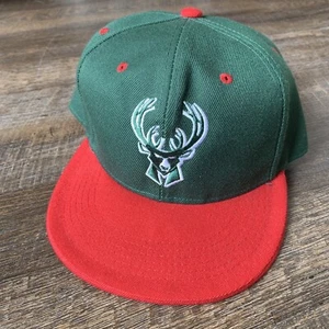 Milwaukee Bucks NBA Snapback Green Red Hat - Picture 1 of 6