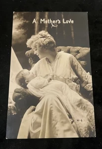 A Mother's Love - Cartolina c1910 RPPC mamma e bambino - Foto 1 di 2