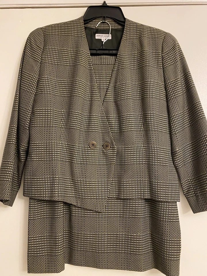 Vintage Women’s Giorgio Armani Skirt Suit Size 46 (12) Olive Green - Image 1 of 4