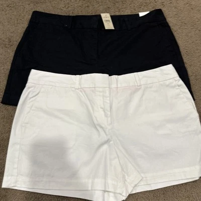 (2) Pantalones Cortos Ann Taylor Loft Algodón Elástico Preparación Clásica Blanco y Negro, Talla 12 Foto 1 de 3