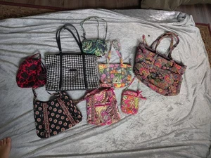 Vera Bradley Collection LOT of 8 Bags, Tote Bag, Duffle Bag, Lunch Bag, Purse - Picture 1 of 24