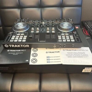 Native Instruments Traktor Kontrol S4 MK2 DJ Controller TRAKTOR PRO 3 NI - Picture 1 of 3