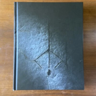 Bloodborne Collector's Edition Strategy Guide PlayStation PS4 2015 Edition VG HB - Image 1 of 4