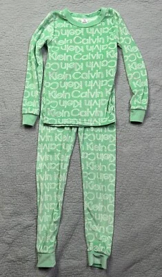 Calvin Klein Pajamas Kids 8 Long Sleeve All Over Print Pj Set - Image 1 of 4