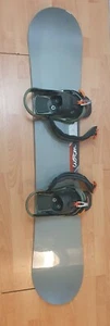 Burton Snowboard with bindings in a soft case - Picture 1 of 6