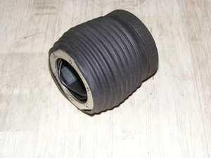 original Momo Lenkradnabe L247 für Audi 80 100 200 GT GTE 5E 5D 5S Turbo selten - Picture 1 of 4