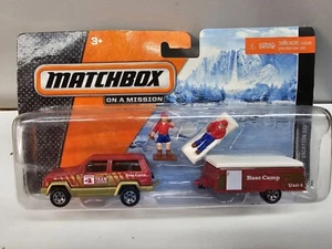 matchbox camping adventure Jeep ,pop Up Camper ,and Figures - Picture 1 of 2