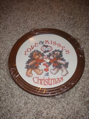 rare sudberry christmas 1993 plate with graph & frame - Image 1 of 3
