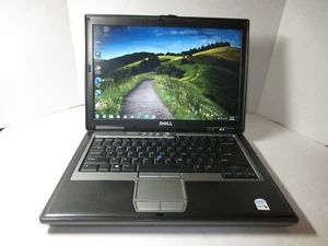 DELL LATITUDE D620 14.1" CORE DUO T7200@2.0GHz 4GB RAM WINDOWS 7 OFFICE 13 - Picture 1 of 4