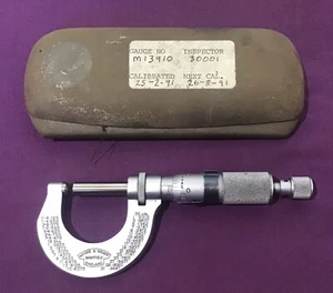 Vintage Moore & Wright Outside Micrometer No.946. England - Picture 1 of 7