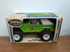 Tonka No 2447 Stump Jumper Jeep/Jeepster 4x4 Truck With Box - Picture 1 of 9