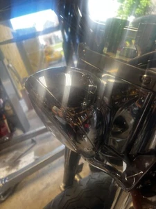 2005 kawasaki vulcan 1500 headlight - Picture 1 of 4