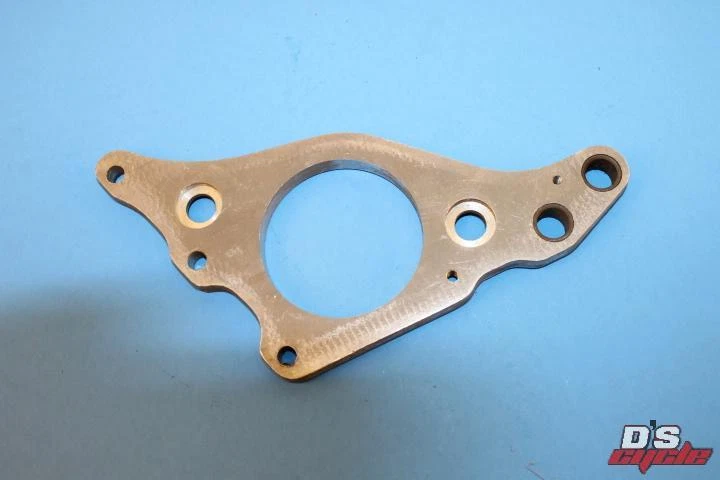 NOS Yamaha Rear Upper Bracket 1977-1978 IT250 IT400 YZ250 YZ400 1W4-21425-00 - Image 1 of 1