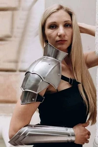 Medieval Pauldron steel female armor Larp armor cosplay armor Medieval Fantasy - Picture 1 of 4