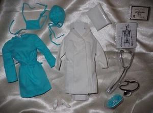 Barbie Doctor 1973 Repro / Reproduction Fashion & Accessories ~ Newly Unboxed - Picture 1 of 12