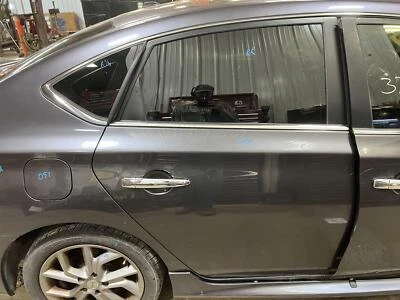 PUERTA ELÉCTRICA LATERAL DERECHA PASAJERO NISSAN SENTRA 13-19 GRIS AMATISTA KBD Foto 1 de 4