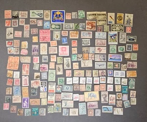Einzigartige Sortenpaket Briefmarkensammlung enthält abgebildete Artikel. - Bild 1 von 11