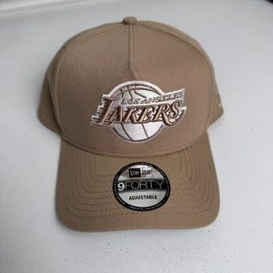 New Era Hatstore Exclusive x LA Lakers Essential 9Forty A-Frame Mütze Erwachsene - Bild 1 von 3