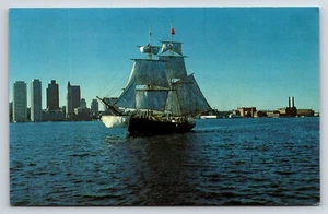 Postcard The Boston Tea Party Ship, Brig Beaver II, Boston, Harbor, MA Replica - Picture 1 of 2