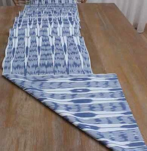 Tela Ikat algodón y algodón uzbeko 5 metros TOTALMENTE NUEVO ENVÍO RÁPIDO 12810 - Imagen 1 de 9