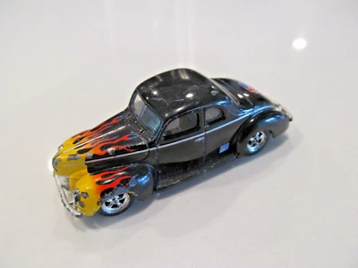 First Gear '40 Ford Coupe Die-Cast 1:64 Scale Car Quest Auto Parts - Image 1 of 4