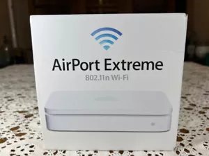 Apple Airport Extreme Wi-fi Router A1408 (MD031LLA) - Picture 1 of 8