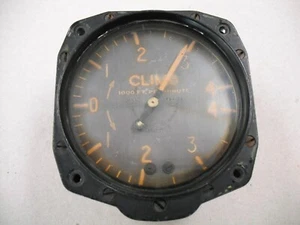 ZWEITER WELTKRIEG ÄRA FLUGZEUG KLETTERN HÖHENMESSER MESSGERÄT AUS ABGESTÜRZTEM MILITÄRFLUGZEUG GEBORGEN! - Bild 1 von 3