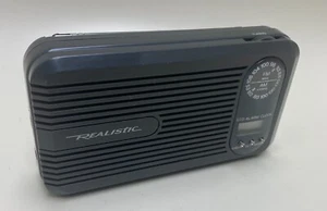 Realistic Compact AM FM Clock Radio 12-1571 Tested with Manual Radio Shack - Picture 1 of 8