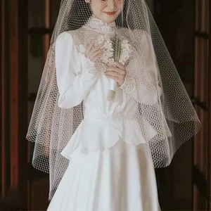 Französische Meerjungfrau Vintage Brautkleid, Hochzeitskleid, Schleier + Krone + Birnenohrclips - Bild 1 von 11