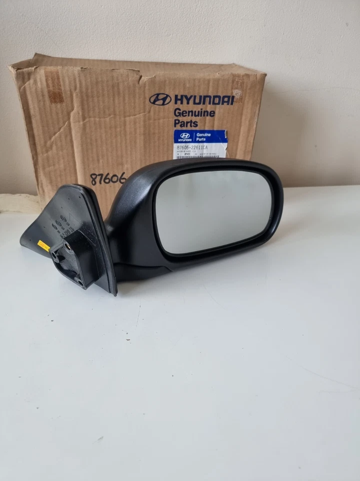 GENUINE HYUNDAI EXCEL 1995-1999 O/S REAR VIEW MIRROR | 87606-22611CA - Image 1 of 4