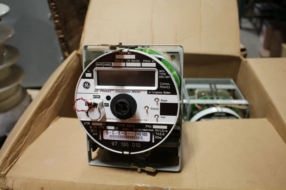 GE 3 Phase Electronic Meter ES3/120V/60Hz/2-Element 9937393002 - Image 1 of 4